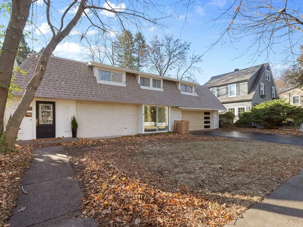 315 E Liberty St, Barrington, IL 60010