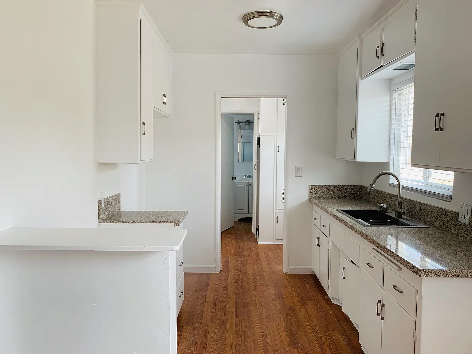 1 bed, 720 sqft, $1,795 — Photo 2