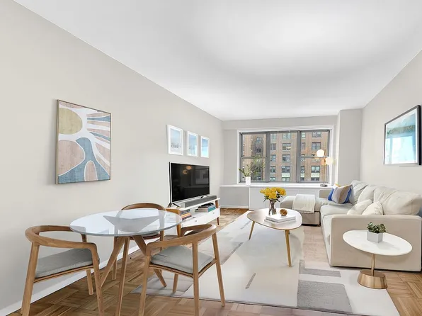 15 W 72nd St APT 5T, Manhattan, NY 10023