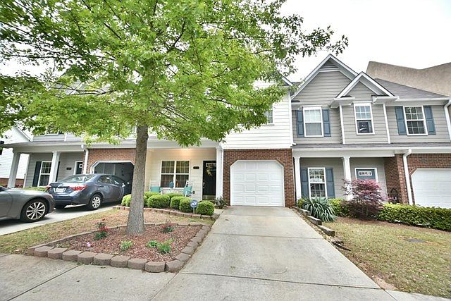 1st image of 2373 Suwanee Pointe Dr