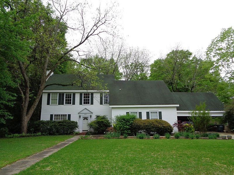 1st image of 203 W Bolling St