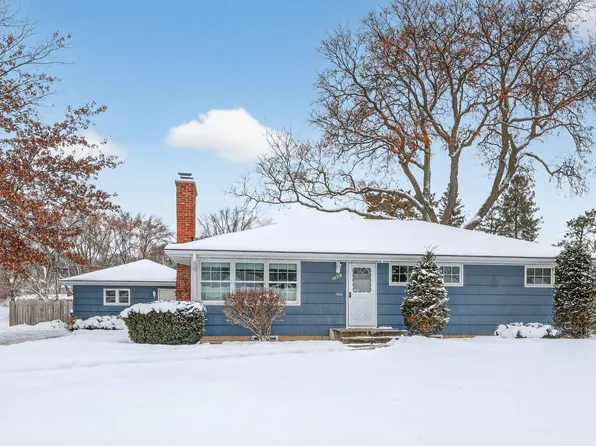 10318 York Ln, Bloomington, MN 55431