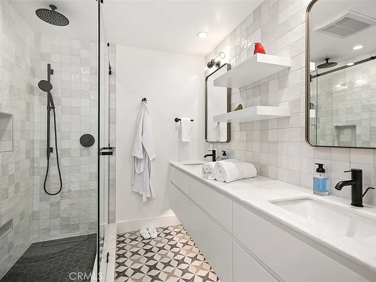 24242 Santa Clara Ave #16 — Photo 8