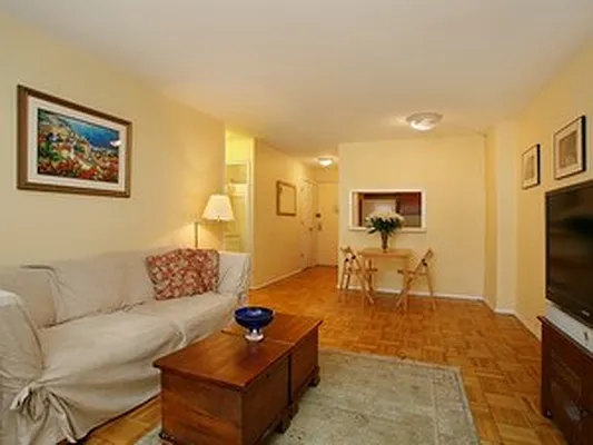 Sold by Corcoran | media 14