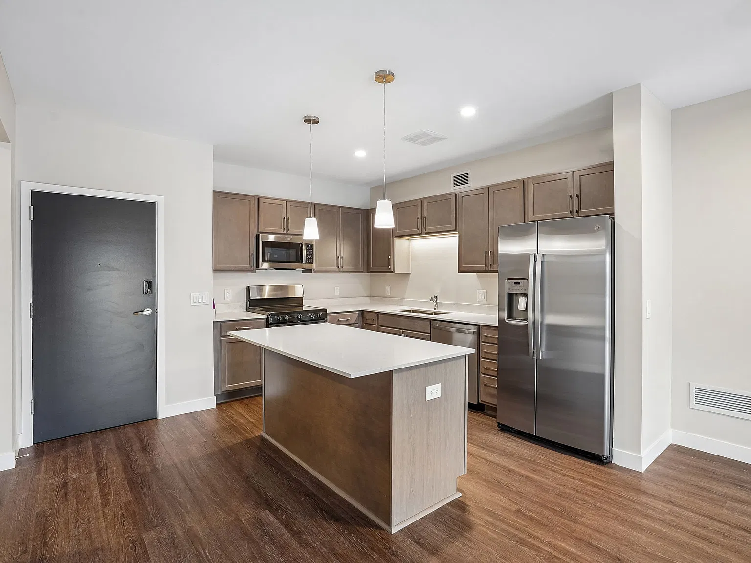 Brightdawn Village Apartments — Photo 3