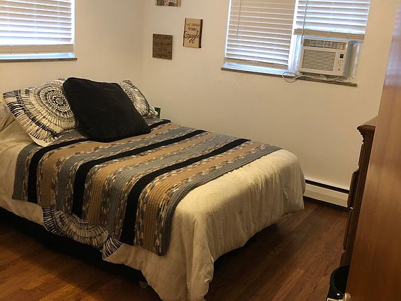 4th image of 2733 Cypress Way APT 4