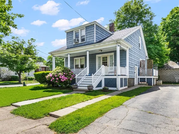 77 Houston Ave, Milton, MA 02186