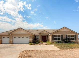 15249 Creek Hills Rd, El Cajon, CA 92021