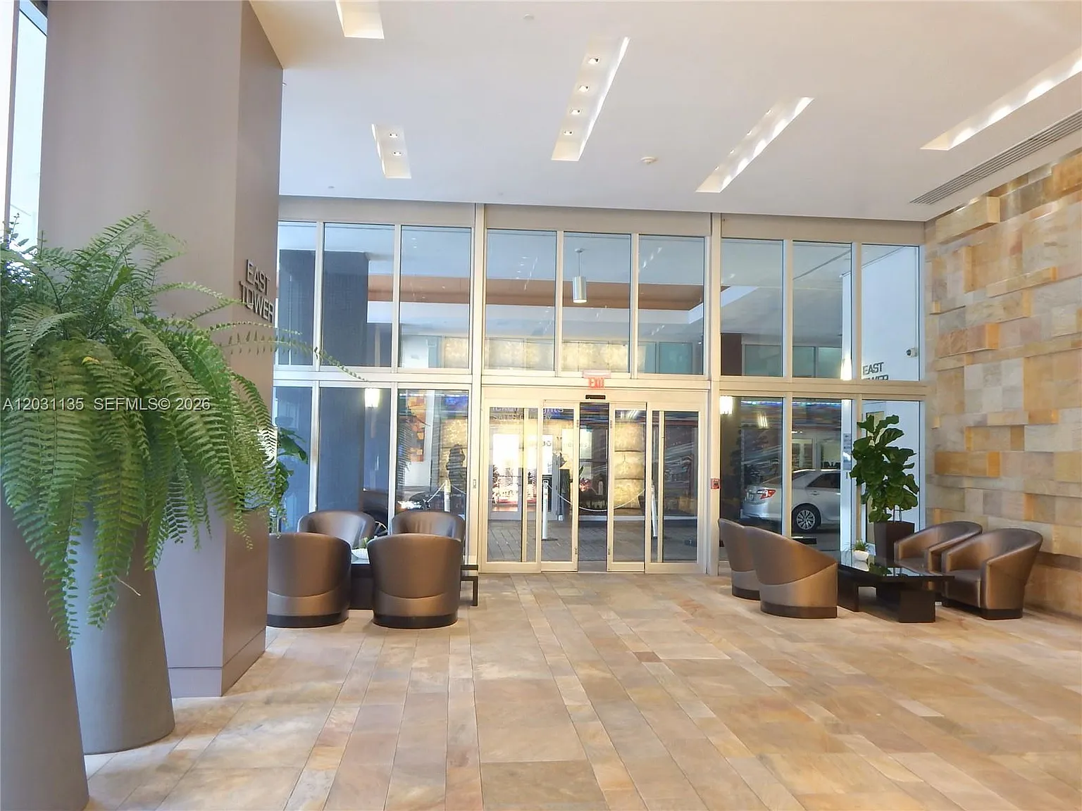 500 Brickell East Condo — Photo 4