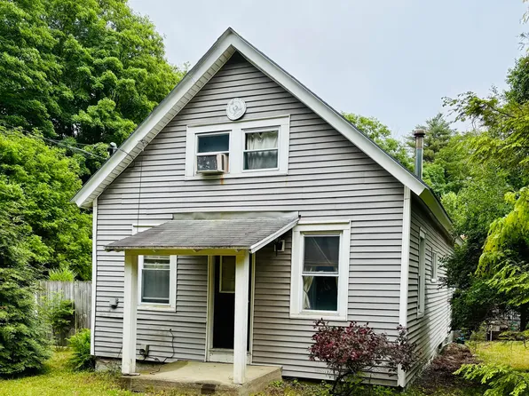 408 W Mountain Road, Queensbury, NY 12804