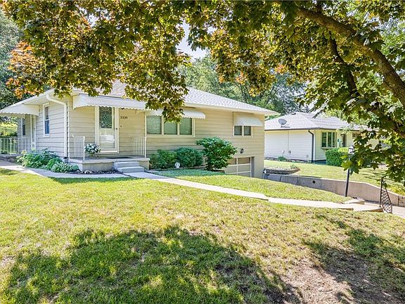 3rd image of 3339 Chatham Ave