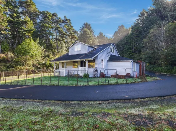 2740 SE Highway 101, Lincoln City, OR 97367