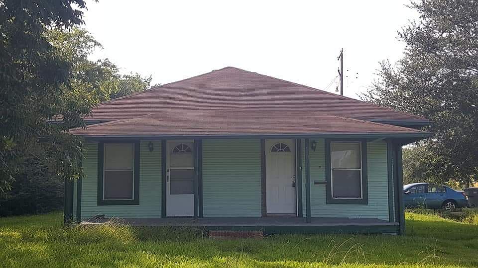 1st image of 647 Thomas Blvd