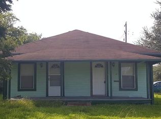 647 Thomas Blvd, Port Arthur, TX 77640