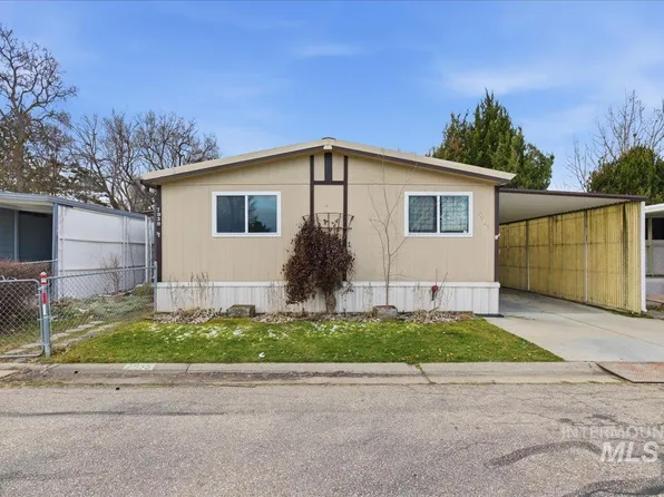 7935 W Appomattox Ln, Garden City, ID 83714