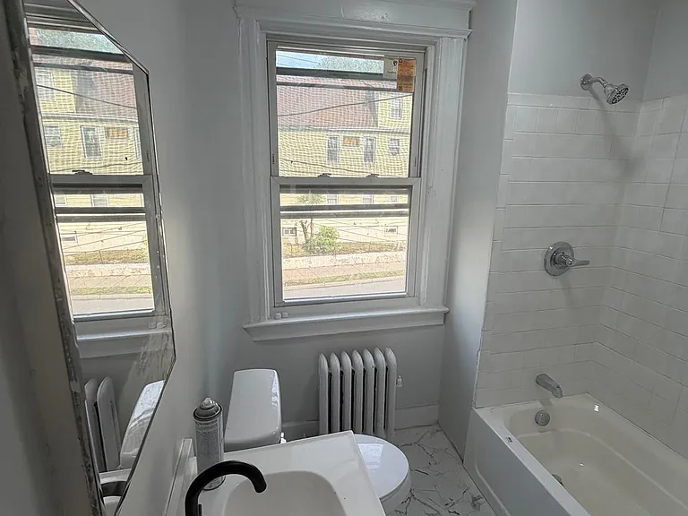 539 Scotland Rd — Photo 9