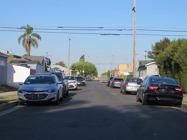 2nd image of 8718 Cimarron St