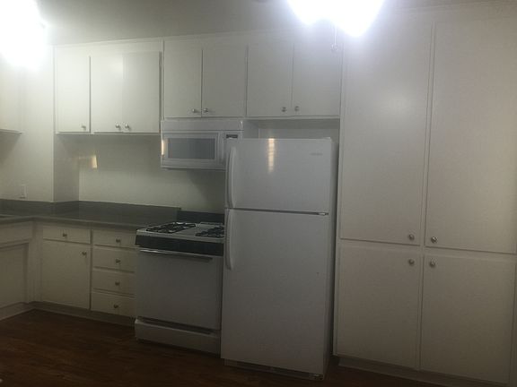 5th image of 7123 Etiwanda Ave APT 22
