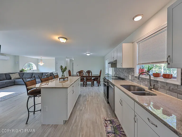 125 Larch Dr — Photo 15