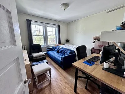 14 Centre St #7 — Photo 2