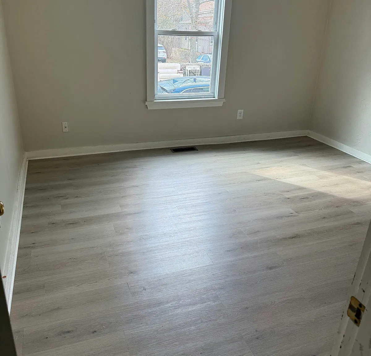 48 Friend Street, Unit L1 — Photo 2