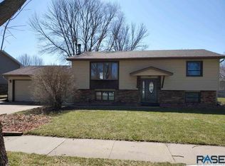 5905 W 50th St, Sioux Falls, SD 57106