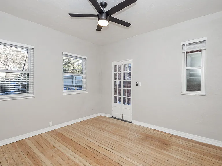 1030 N Washington St — Photo 5