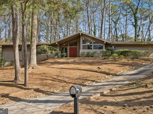 6375 River Overlook Dr NW, Sandy Springs, GA 30328