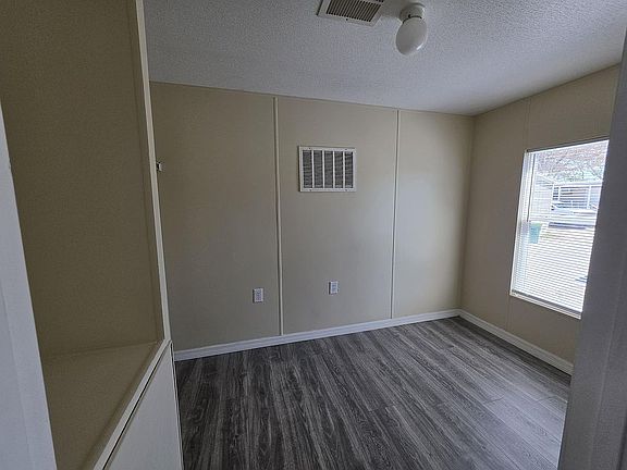 4th image of 1679 Ritzcraft St #319