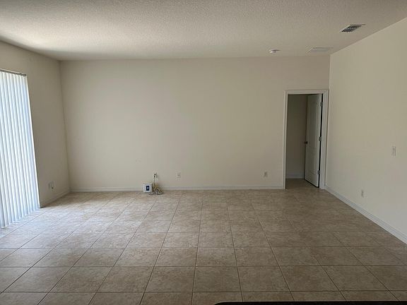 3rd image of 646 Champions Gate Blvd