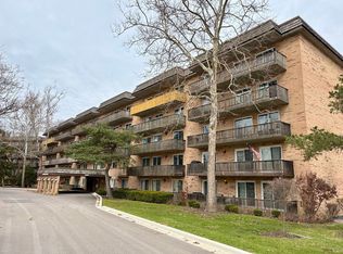 505 Redondo Dr APT 407, Downers Grove, IL