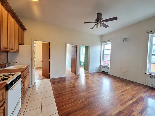 Rented by Highline Residential | media 3