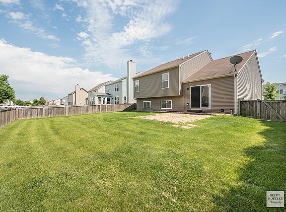 FENCED YARD