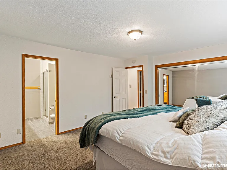 3861 Amber Bay Loop — Photo 21
