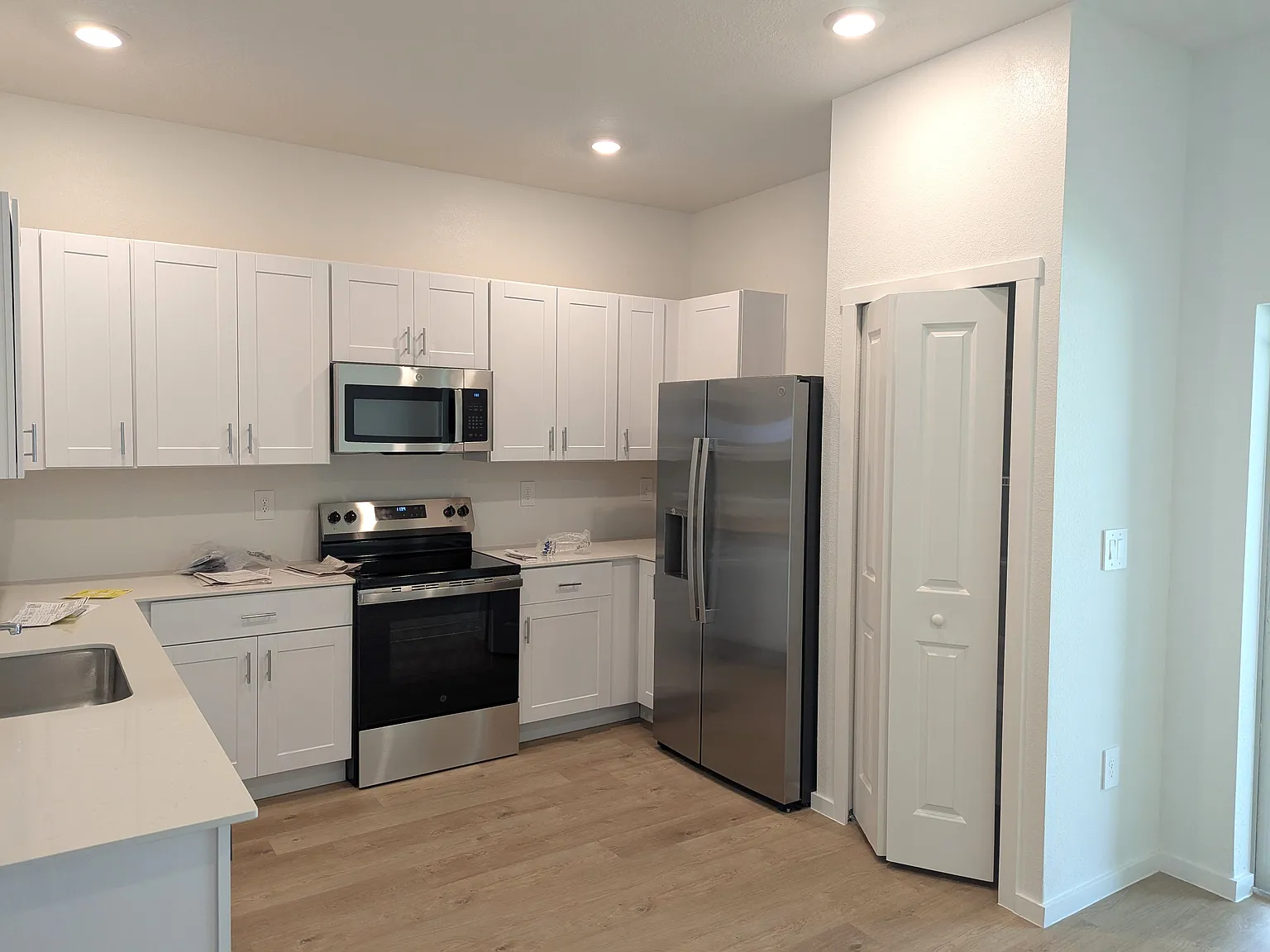 3 bed, 1680 sqft, $2,600 — Photo 2
