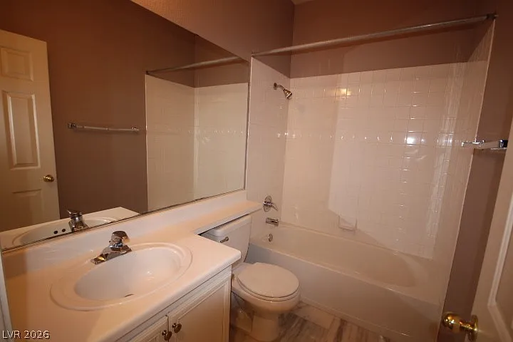 947 Whispering Grove Ave — Photo 23