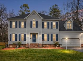 14304 Huntgate Woods Rd, Midlothian, VA 23112
