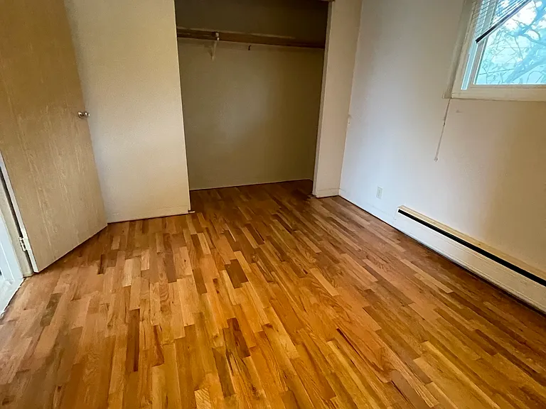 5410 Ivanhoe Pl NE #9 — Photo 2