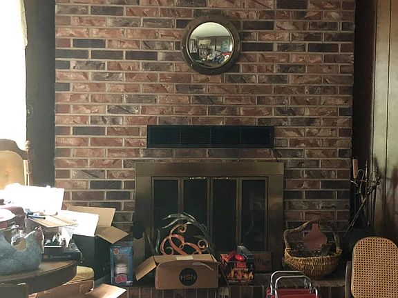 5th image of 106 Walnut Dr