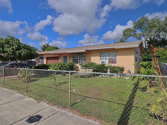 2nd image of 361 NE 30th Ct