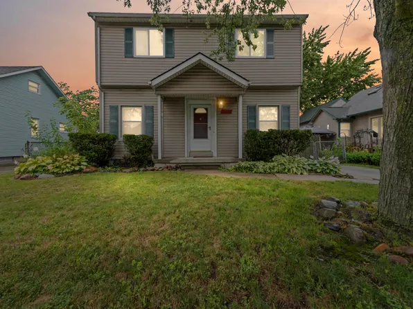 27811 Gladstone St, Saint Clair Shores, MI 48081
