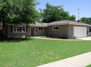4917 E Sooner Dr, Fresno, CA 93727