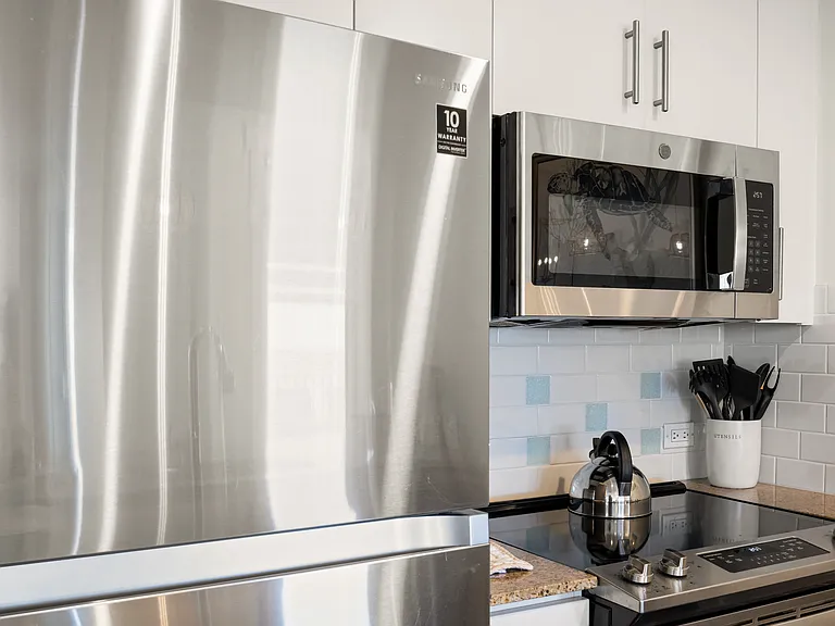 Stainless appliances