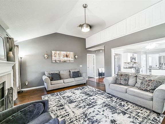 4th image of 18046 Carbridge Drive