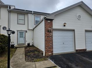 1201 Chelsea Dr, Imperial, PA 15126