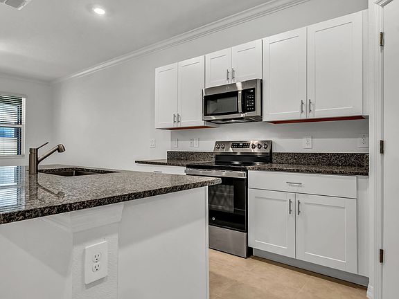 5th image of 10807 Fowlers Bluff Ct