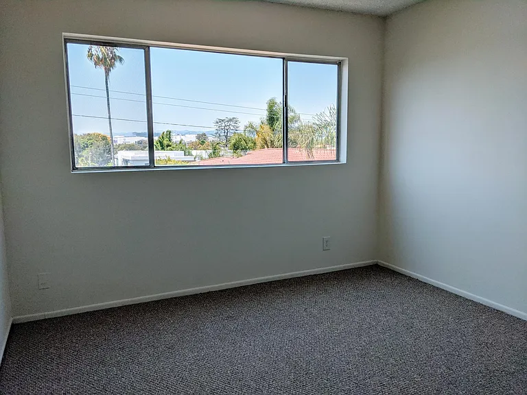 153 S Hayworth Ave #206 — Photo 15