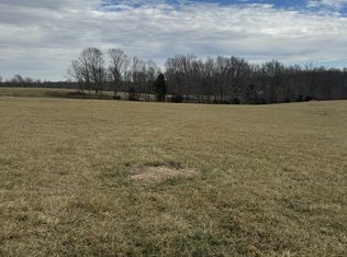 400 White Springs Rd, Lafayette, TN 37083