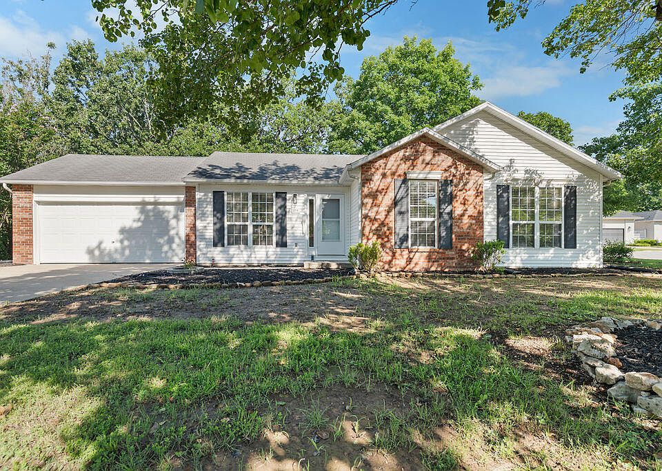 1st image of 230 Meadow Ridge N