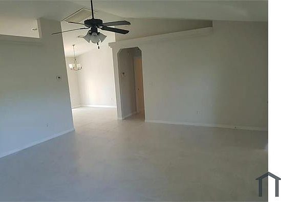 2nd image of 12194 SE 101st Ct